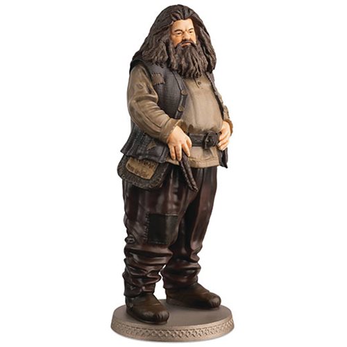 Play computer games Upbringing regulate Harry Potter Wizarding World Collection Hagrid Figure with Collector  Magazine, Not Mint