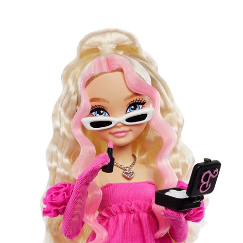 Barbie Dream Besties Barbie Malibu Doll - Entertainment Earth