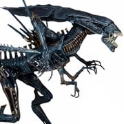 Aliens Alien Queen Ultra Deluxe 40th Anniversary Boxed Action Figure