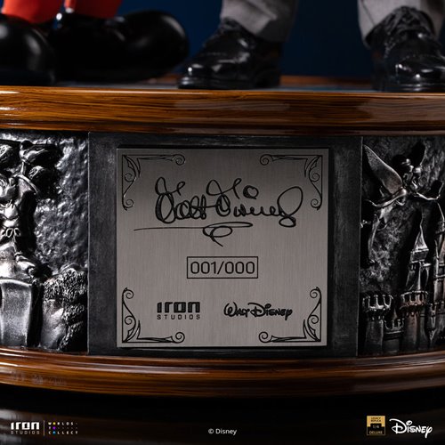 Disney Classics Walt Disney & Mickey Mouse Legacy Replica 1:4 Limited Edition Statue