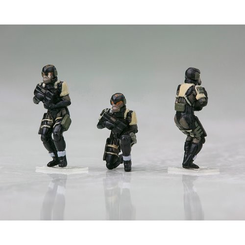 Metal Gear Solid 4: Guns of the Patriots Metal Gear Ray 1:100 Scale Model Kit