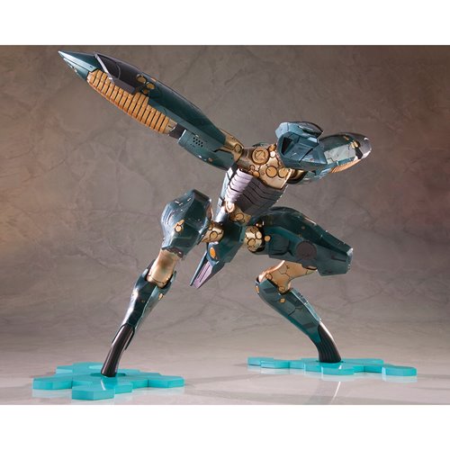Metal Gear Solid 4: Guns of the Patriots Metal Gear Ray 1:100 Scale Model Kit
