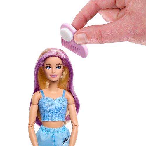 Barbie Deluxe Style Fashion Build Up Doll and Accessories