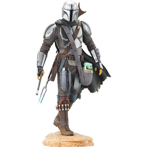 Star Wars Mandalorian with Child Premier Collection Statue