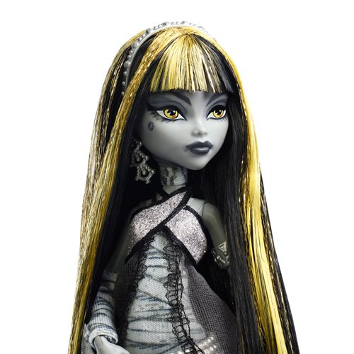 Monster High Reel Drama Cleo de Nile Doll