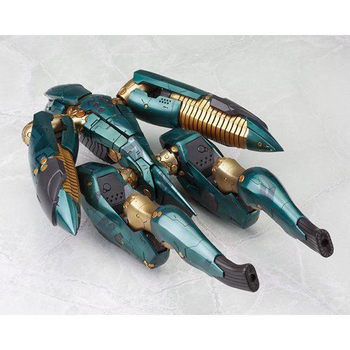 Metal Gear Solid 4: Guns of the Patriots Metal Gear Ray 1:100 Scale Model Kit