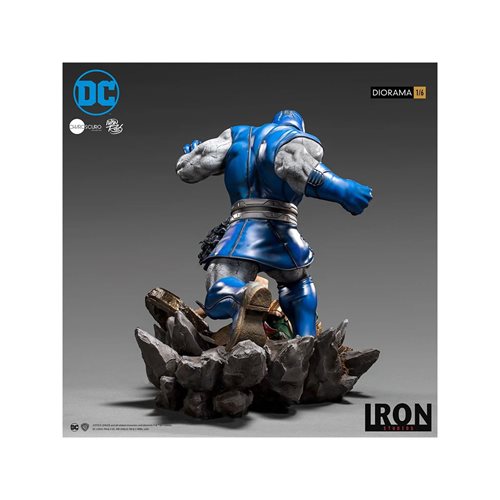 Wonder Woman vs Darkseid DC Comics by Ivan Reis 1:6 Scale Limited Edition Statue