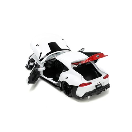 Robotech Hollywood Rides 2020 Toyota Supra 1:24 Scale Die-Cast Metal Vehicle with Rick Hunter Figure