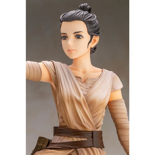 Star Wars: The Force Awakens Rey Artist Series Descendant of Light ARTFX Statue