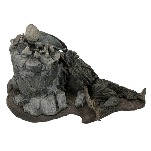 Friday the 13th: The Game Pamela Shrine Diorama