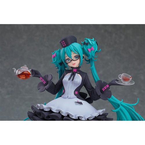 Vocaloid Hatsune Miku Glasses x Cafe Version Pop Up Parade Statue