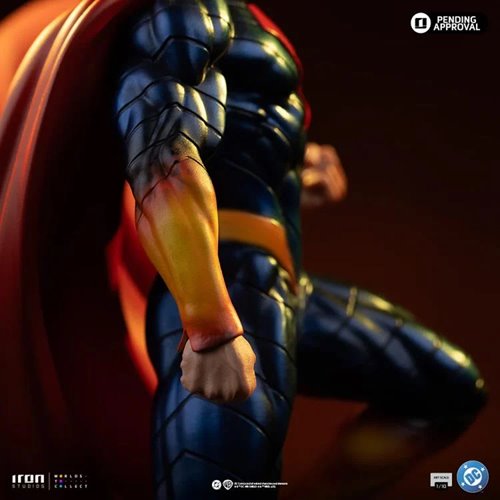 Absolute Superman DC Comics 1:10 Art Scale Limited Edition Statue