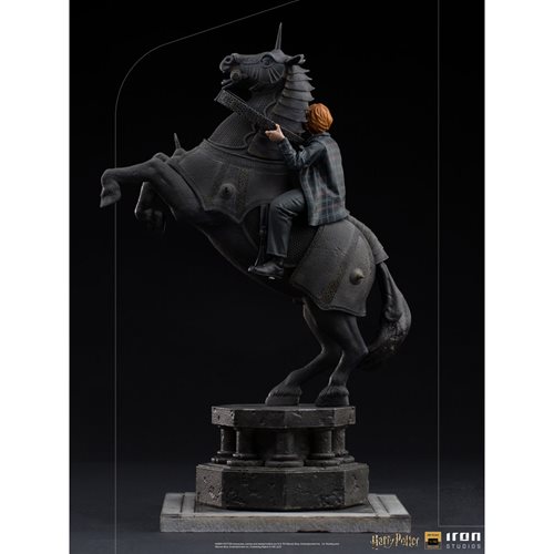 Harry Potter Ron Weasley Wizard Chess Deluxe Art 1:10 Scale Statue