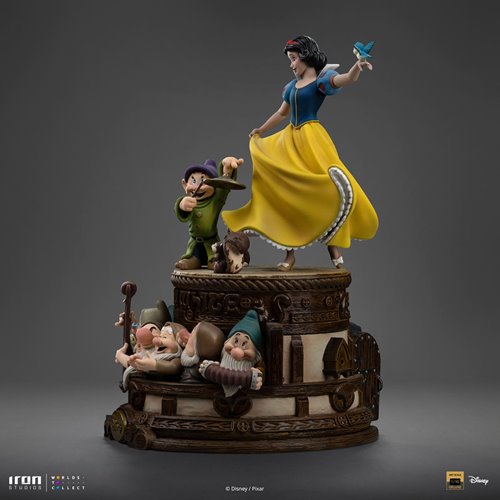 Snow White and the Seven Dwarfs Disney Classic Snow White 1:10 Deluxe Art Scale Limited Edition Stat