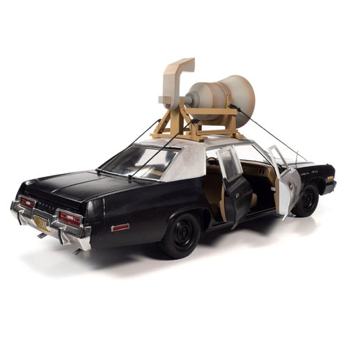 Blues Brothers 1974 Dodge Monaco Police Pursuit 1:18 Scale Die-Cast Metal Vehicle with Figures