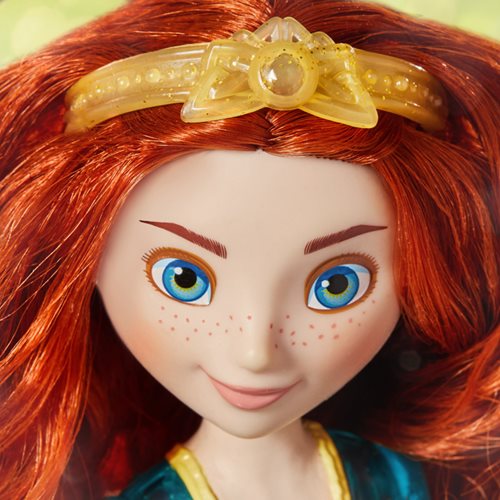 Disney Princess Royal Shimmer Merida Doll