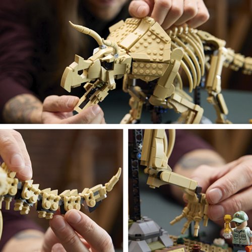 LEGO® Jurassic World 77985 Dinosaur Fossils: Triceratops