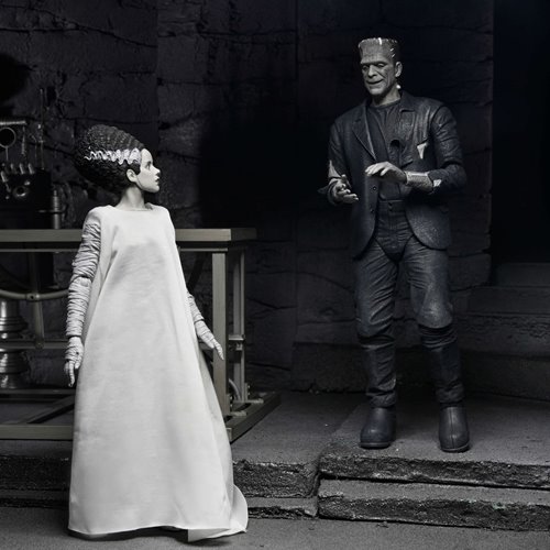 Universal Monsters Bride of Frankenstein 90th Ann. The Monster & His Mate (B&W Version) 7-In Scale A