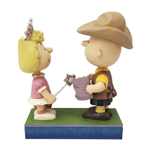 Peanuts Charlie Brown Halloween Trick-or-Treat Statue by Jim Shore