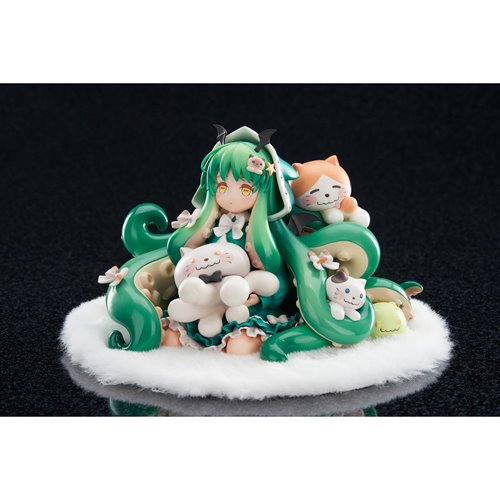 Cthulhu Meowthulhu Pajamas Party Version Statue