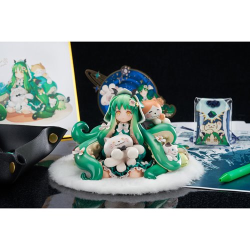 Cthulhu Meowthulhu Pajamas Party Version Statue