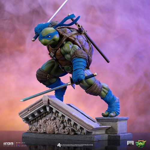 Teenage Mutant Ninja Turtles Leonardo Unleashed 1:10 Art Scale Limited Edition Statue