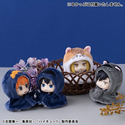 Haikyu!! Kenma Cat Repeat Look Up Series Statue Cape