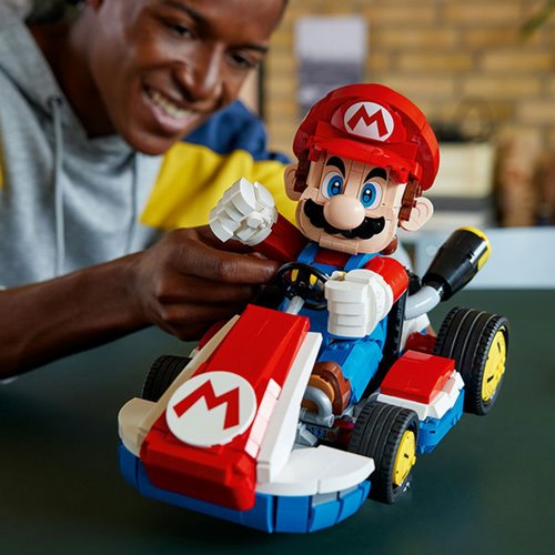 LEGO 72037 Mario Kart Mario & Standard Kart
