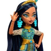 Monster High Cleo de Nile Day Out Doll