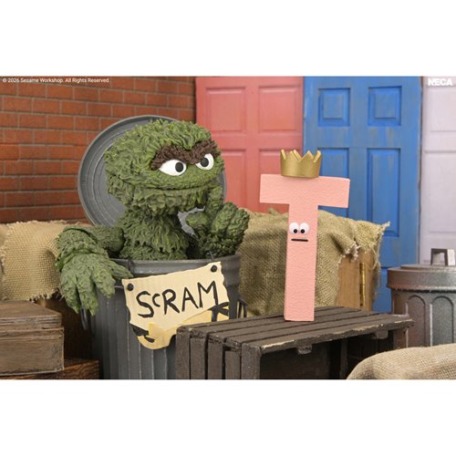 Sesame Street Ultimate Oscar the Grough 7-Inch Scale Action Figure