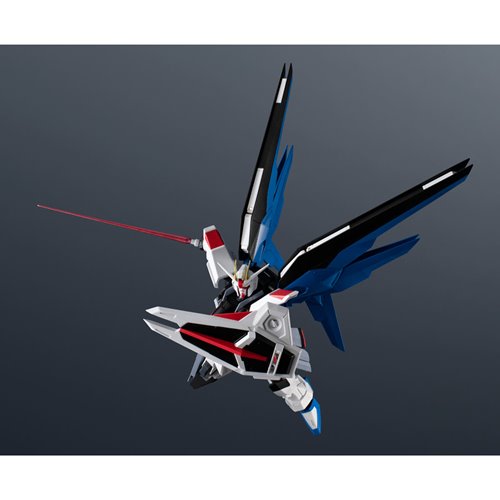 Gundam Universe ZGMF-X10A Freedom Gundam Renewal Action Figure