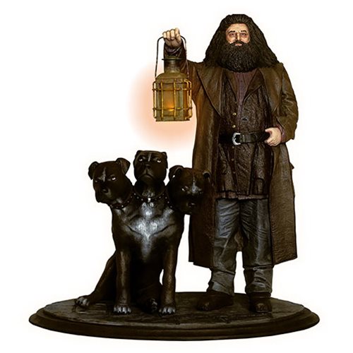 Harry Potter Hagrid and Fluffy Premium Motion Statue