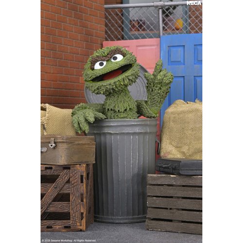 Sesame Street Ultimate Oscar the Grough 7-Inch Scale Action Figure