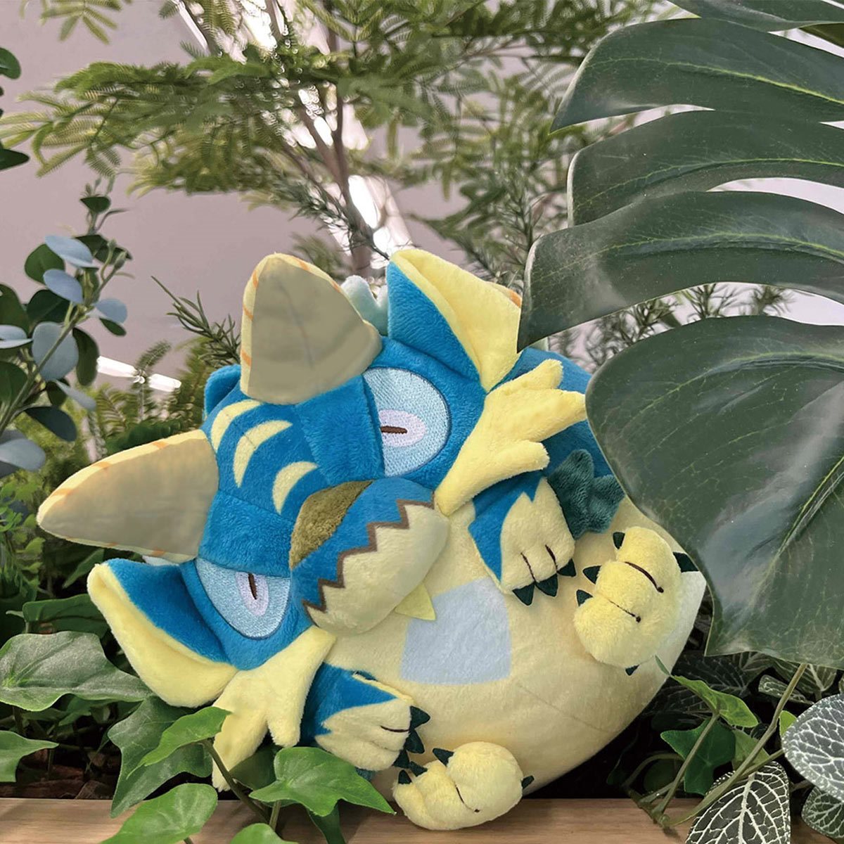 Monster Hunter Zinogre Fluffy Eggshaped Plush