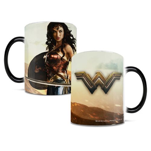 Wonder Woman Ready For Battle Morphing Mug