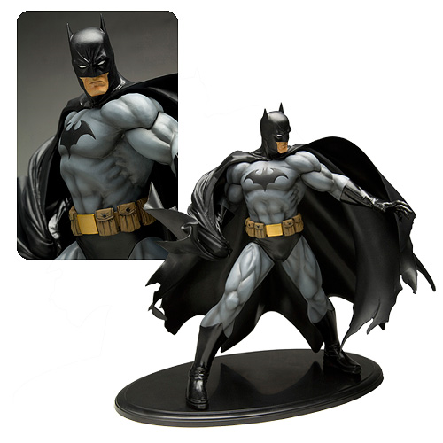 Batman Black Costume ArtFX Statue