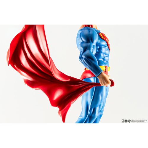 DC Heroes Superman Classic 1:8 Scale Statue - Previews Exclusive
