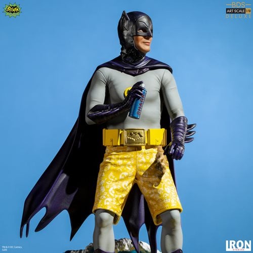 Batman 66 Batman Deluxe BDS Art 1:10 Scale Statue