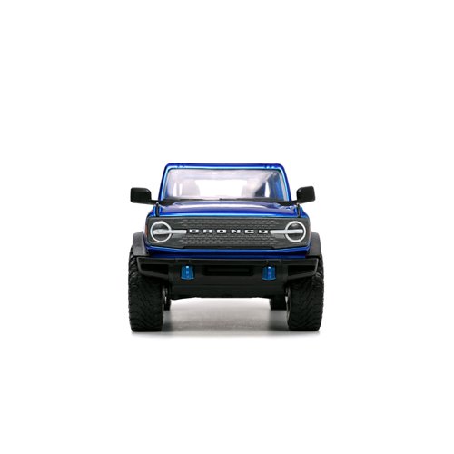 Just Trucks 2021 Ford Bronco Candy Blue 1:24 Scale Die-Cast Metal Vehicle with Tire Rack