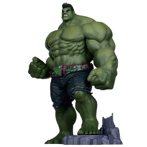 Marvel Rivals Wave 1 Revision 1 1:6 Scale Posed Figure with Scene and Comic Case of 2