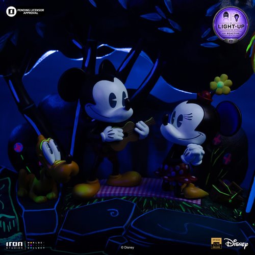 Disney Classics Mickey, Minnie and Pluto's Day at the Park Deluxe Art Scale 1:10 Limited Edition Sta