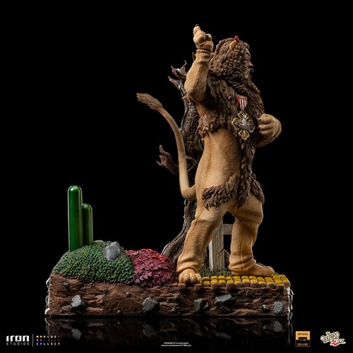 The Wizard of Oz Cowardly Lion Deluxe Art 1:10 Scale Statue