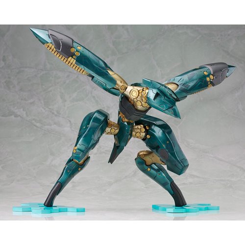 Metal Gear Solid 4: Guns of the Patriots Metal Gear Ray 1:100 Scale Model Kit