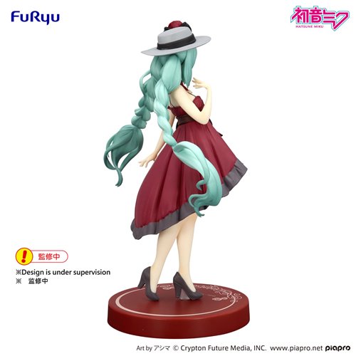 Vocaloid Hatsune Miku Outing Dress Red Color Version Trio-Try-iT Statue
