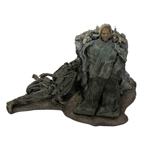 Friday the 13th: The Game Pamela Shrine Diorama