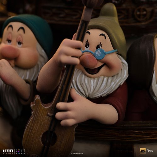 Snow White and the Seven Dwarfs Disney Classic Snow White 1:10 Deluxe Art Scale Limited Edition Stat