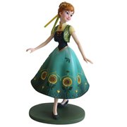Disney Frozen Fever Anna Green Dress Showcase Statue