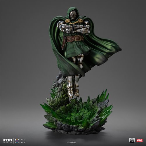 Doctor Doom Infinity Gauntlet Battle Diorama Series 1:10 Art Scale Limited Edition Statue