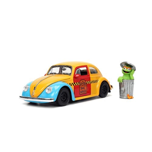 Sesame Street 1959 Volkswagen Beetle 1:24 Scale Die-Cast Metal Vehicle with Oscar the Grouch Figure