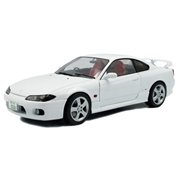 Nissan Silvia S15 Spec-R Aero 1:18 Scale Die-Cast Metal Vehicle